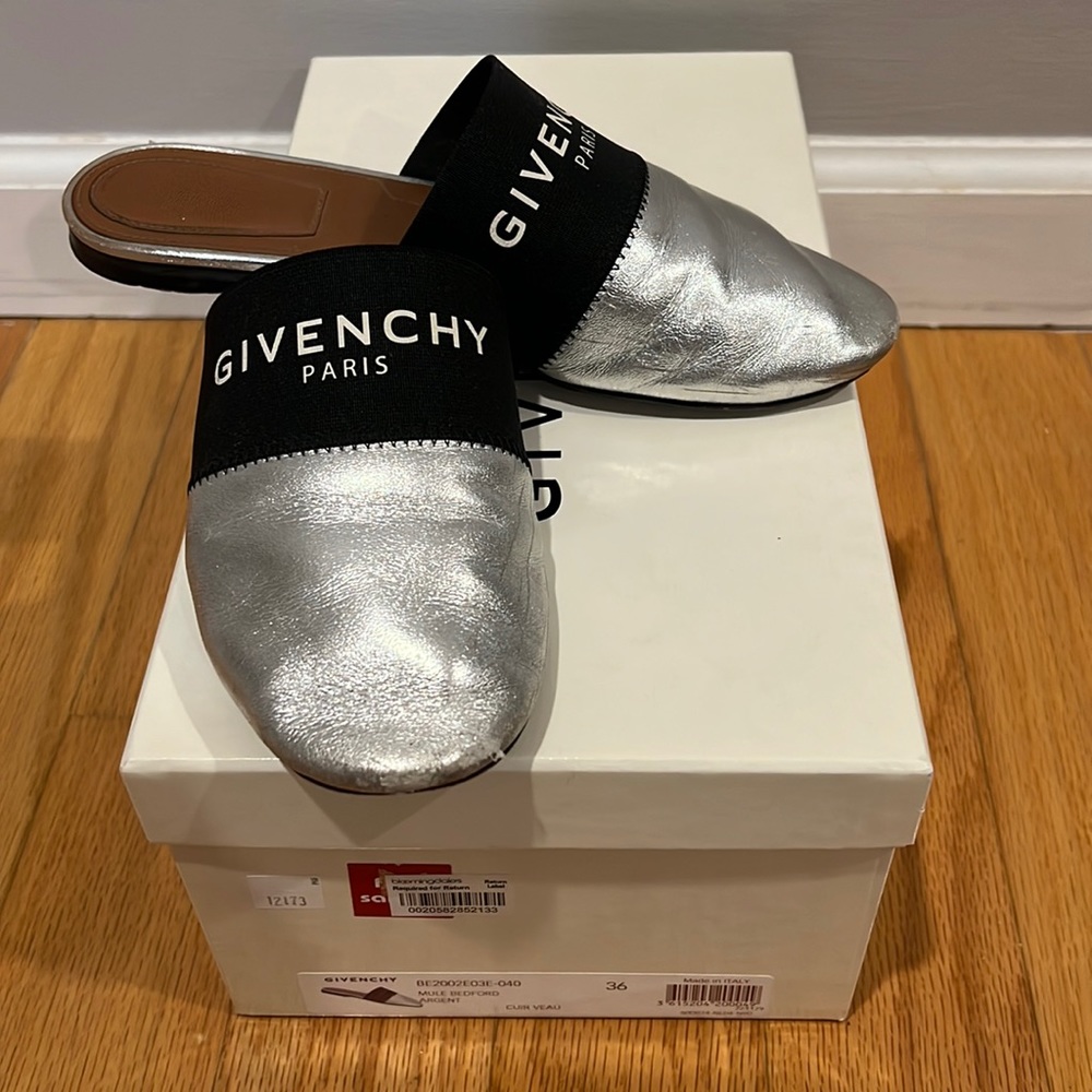 Givenchy loafer slippers sz 36